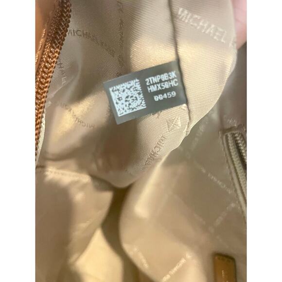 NEW MICHAEL KORS ARIA LARGE TOTE BAG BROWN/ACORN GOLD ACCENTS CARRYALL VERSATILE - Picture 5 of 16